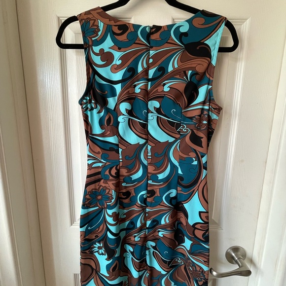 Dress - Picture 3 of 5